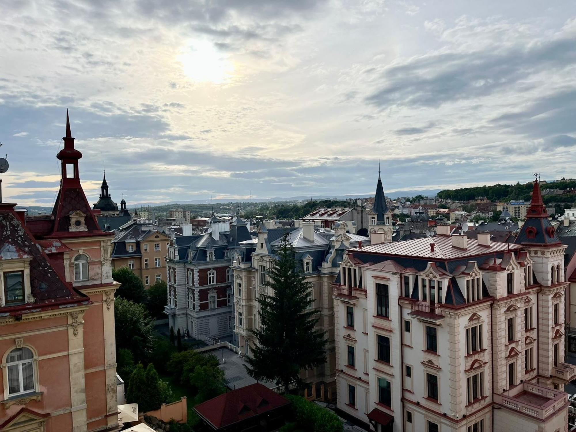 Residence Polonia Карлови Вари Екстериор снимка